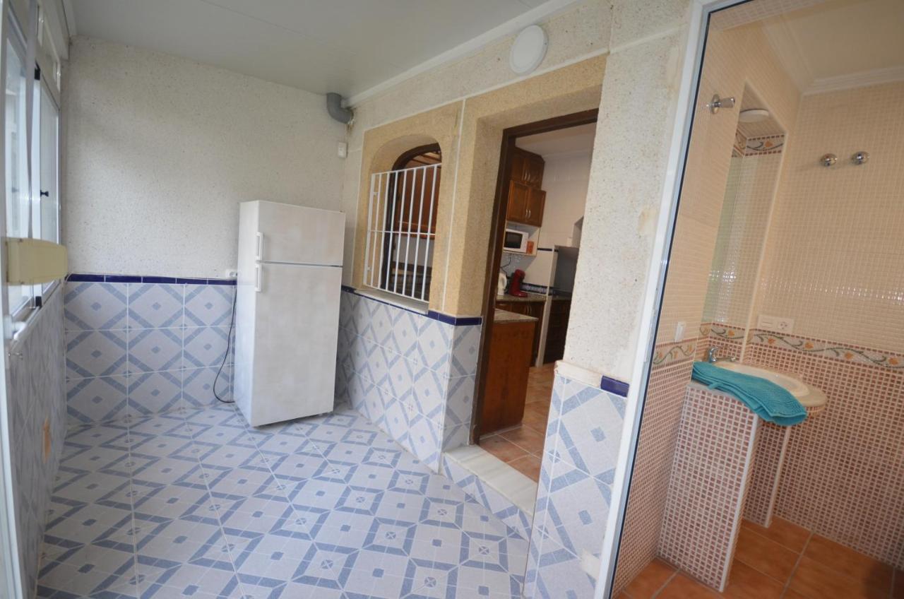 Agradable Adosado Con Piscina, Duchas Hidromasaje Villa Torrevieja Exterior photo