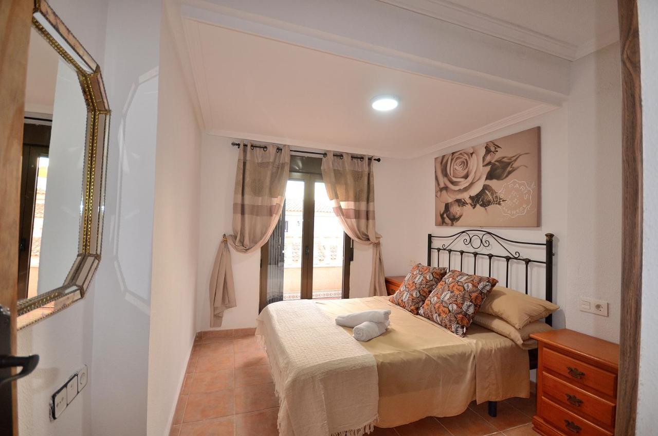 Agradable Adosado Con Piscina, Duchas Hidromasaje Villa Torrevieja Exterior photo